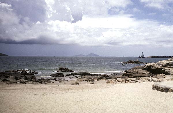 arriving at yung shue wan