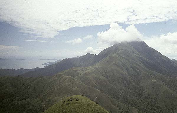 lantau peak