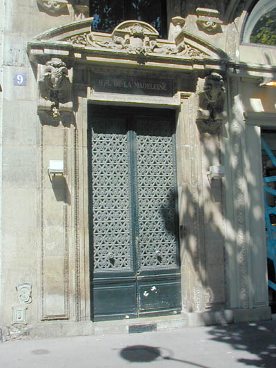 marcel proust's residence at 9 pl. de la madeleine