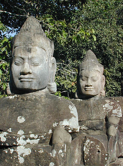 two of the many figures on the causeway