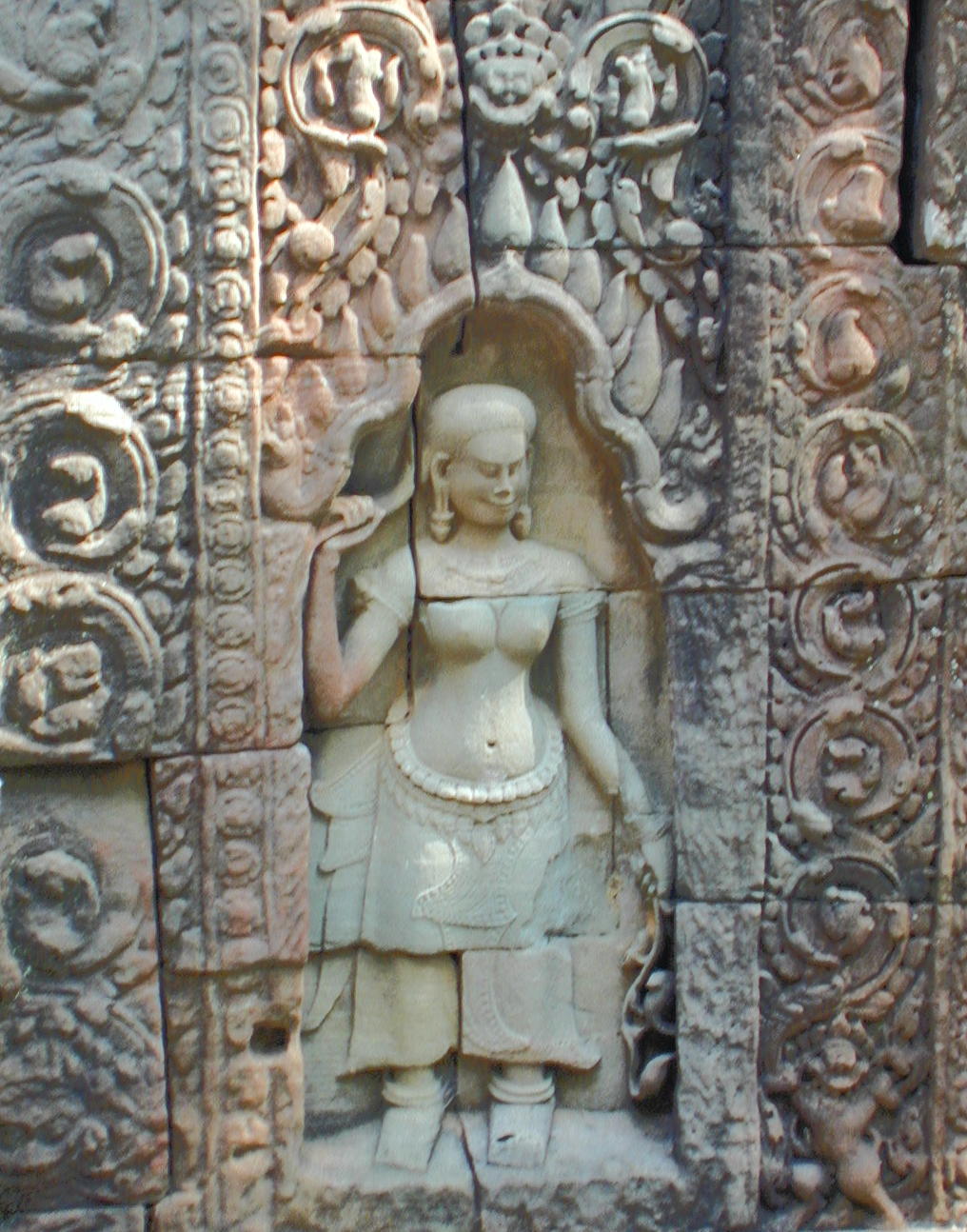 A smirk for the ages (Ta Prohm)