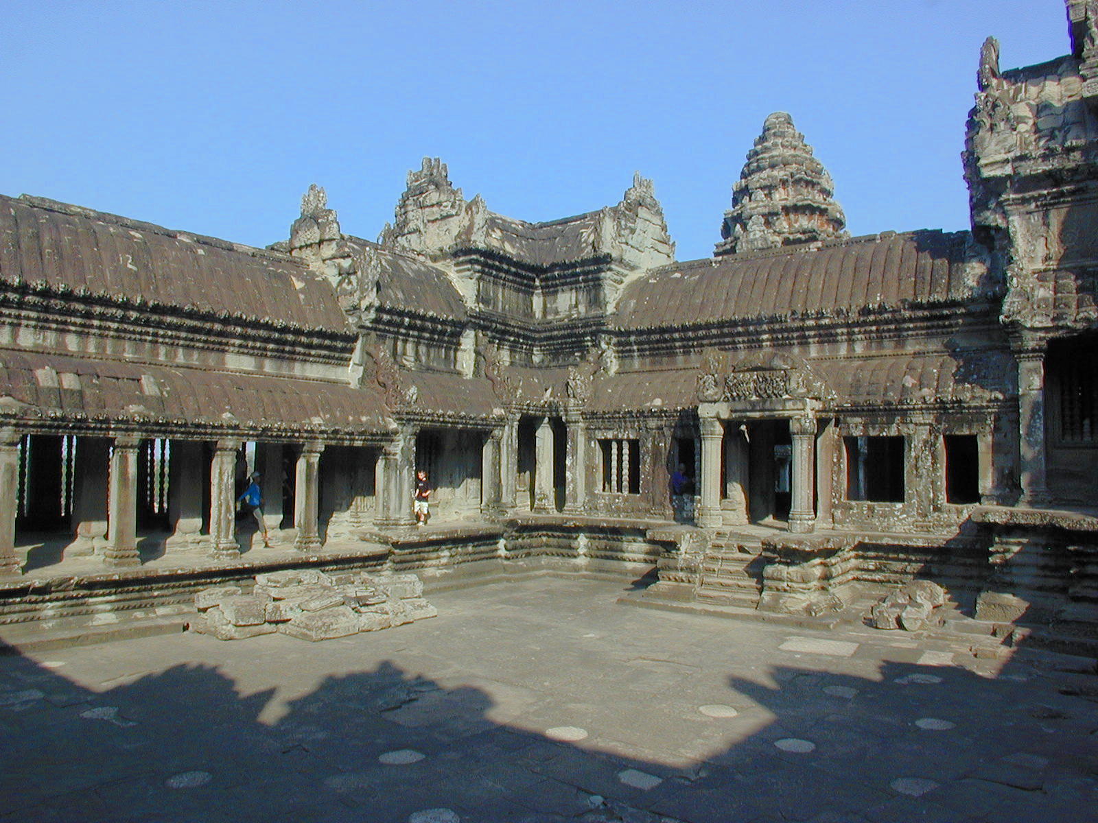 Upper level courtyard