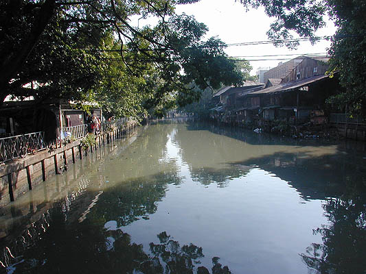 bangkok's canals earn it the nickname 'the venice of the east'