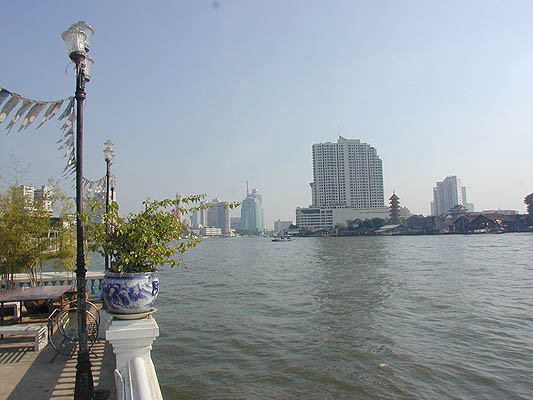 first view of the chao praya river