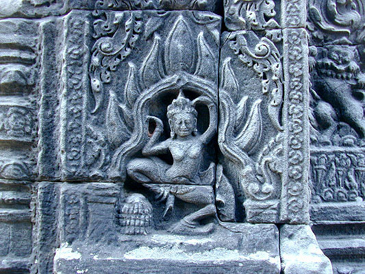 temple carvings of angkor