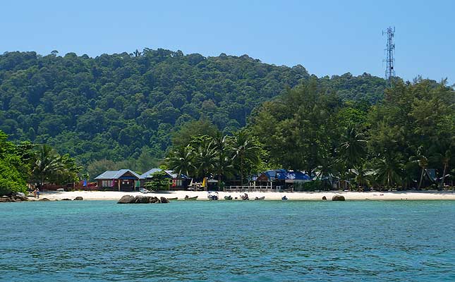 arriving at coral view on perhentian besar